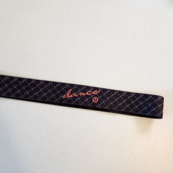 Lululemon Travel Floss Dance Belt Black Pink Stretchy Activewear - Picture 4 of 6